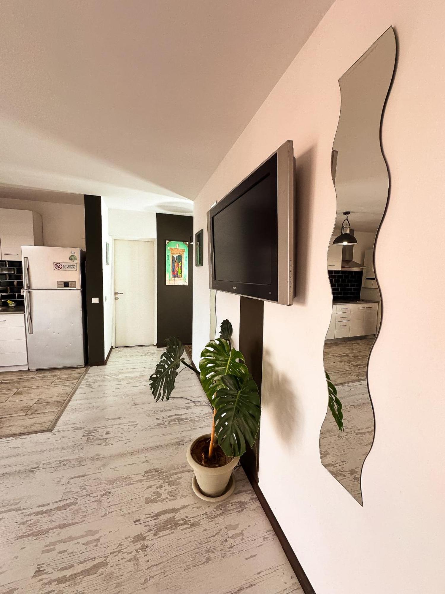 Atrium Apartment Central Free Parking Craiova Exterior photo